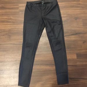 Express 95% polyester 5% spandex, leggings.